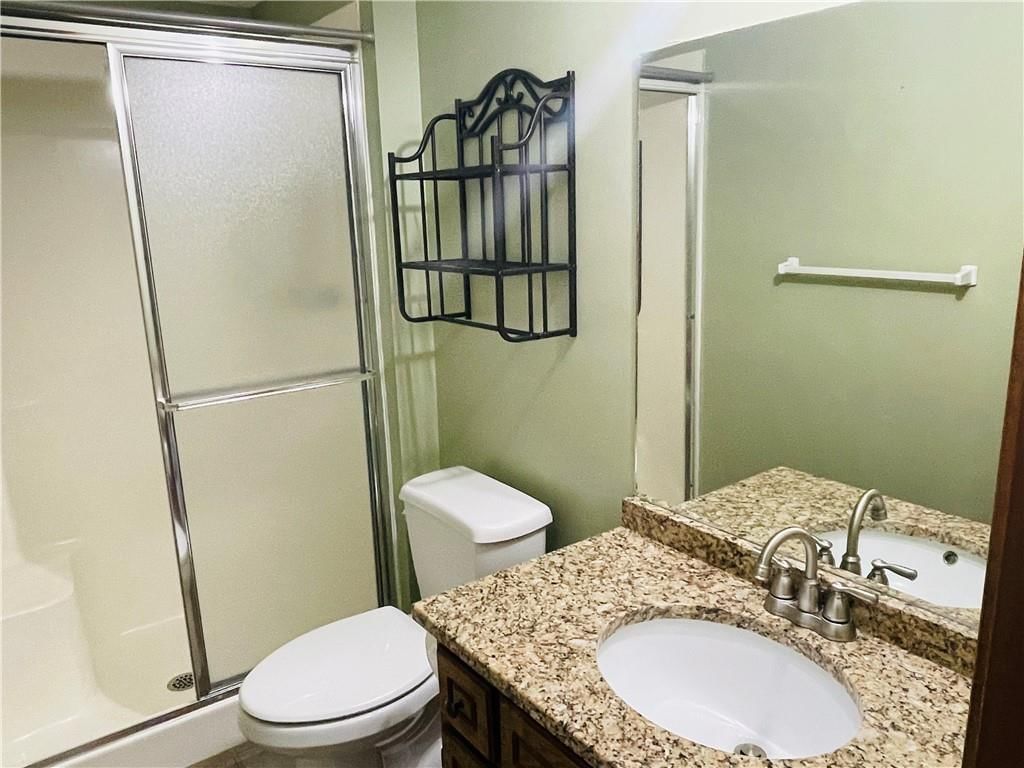 933 Park Avenue — photo 16