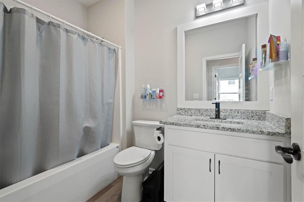 407 NE Sycamore Court — photo 17