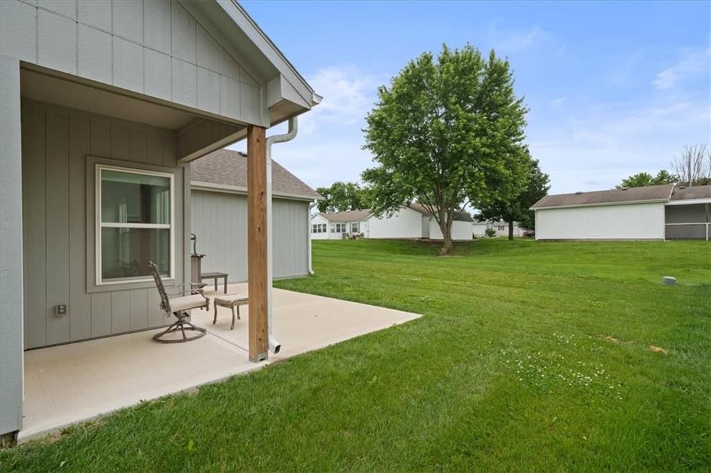 407 NE Sycamore Court — photo 24