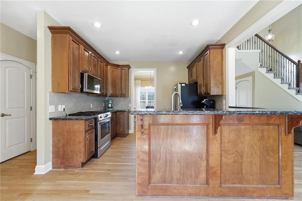 12229 Pine Valley Drive — photo 11