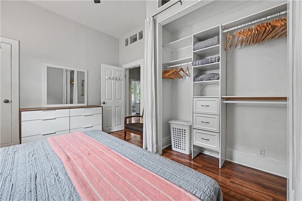 4200 Clark Avenue — photo 12