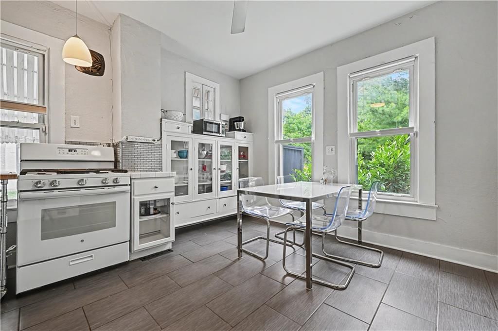 4200 Clark Avenue — photo 18