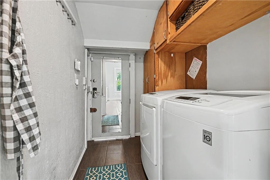 4200 Clark Avenue — photo 21