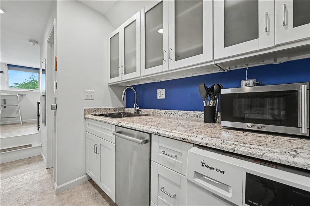 4200 Clark Avenue — photo 31