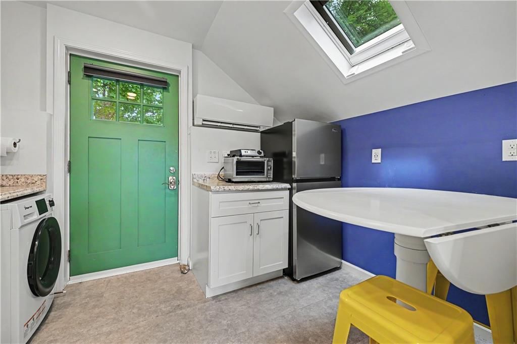 4200 Clark Avenue — photo 32