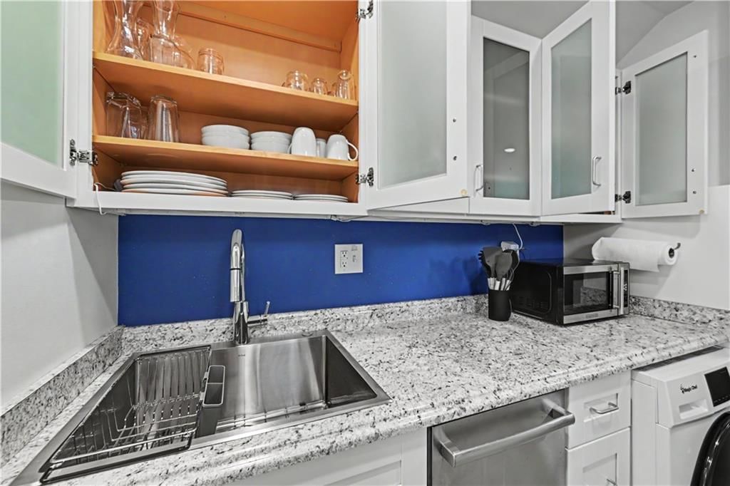4200 Clark Avenue — photo 33