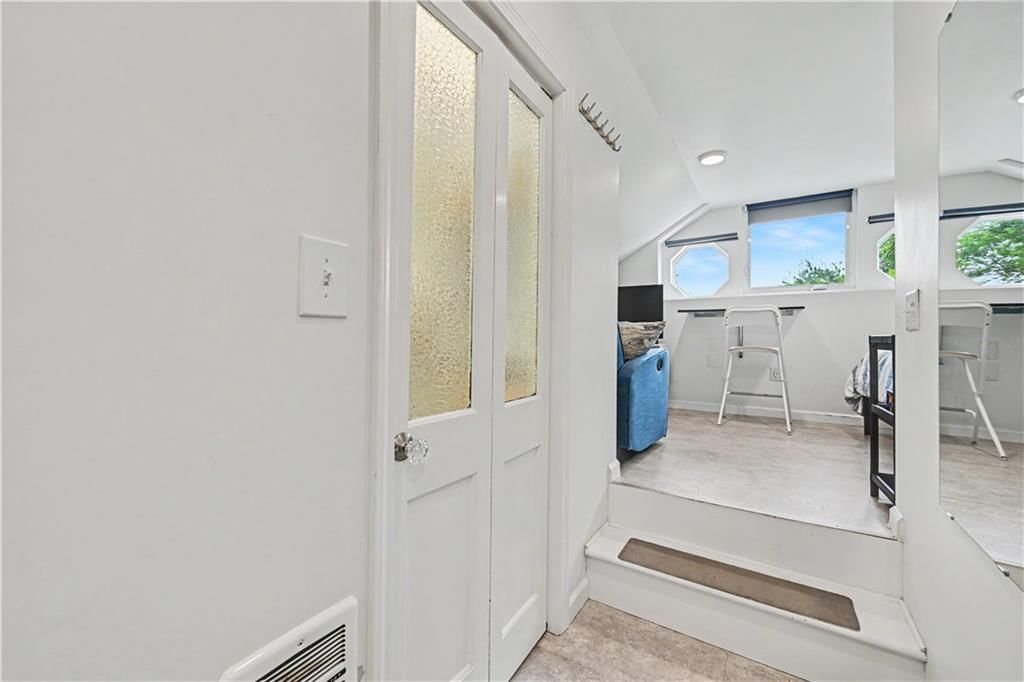 4200 Clark Avenue — photo 35