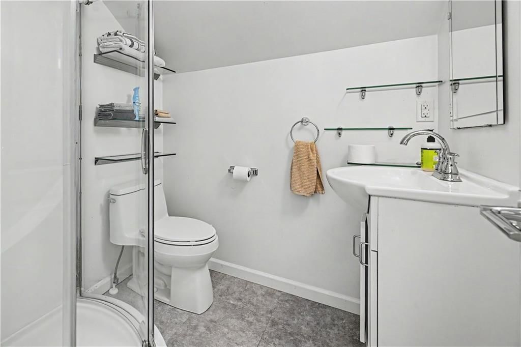 4200 Clark Avenue — photo 37