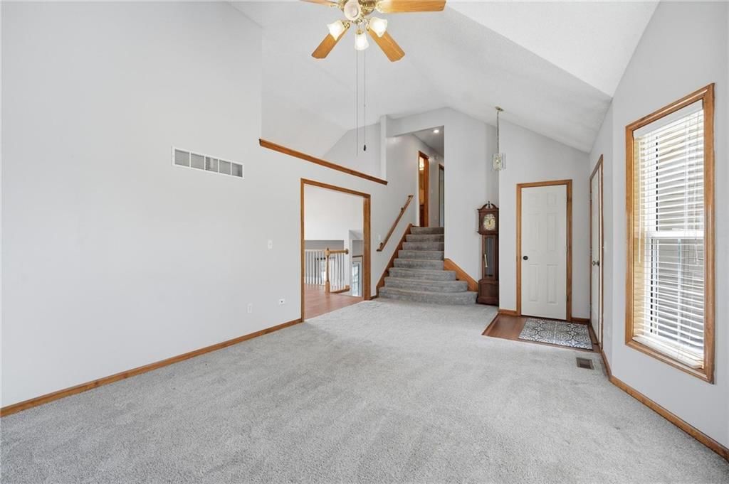 8623 N Sheldon Avenue — photo 14