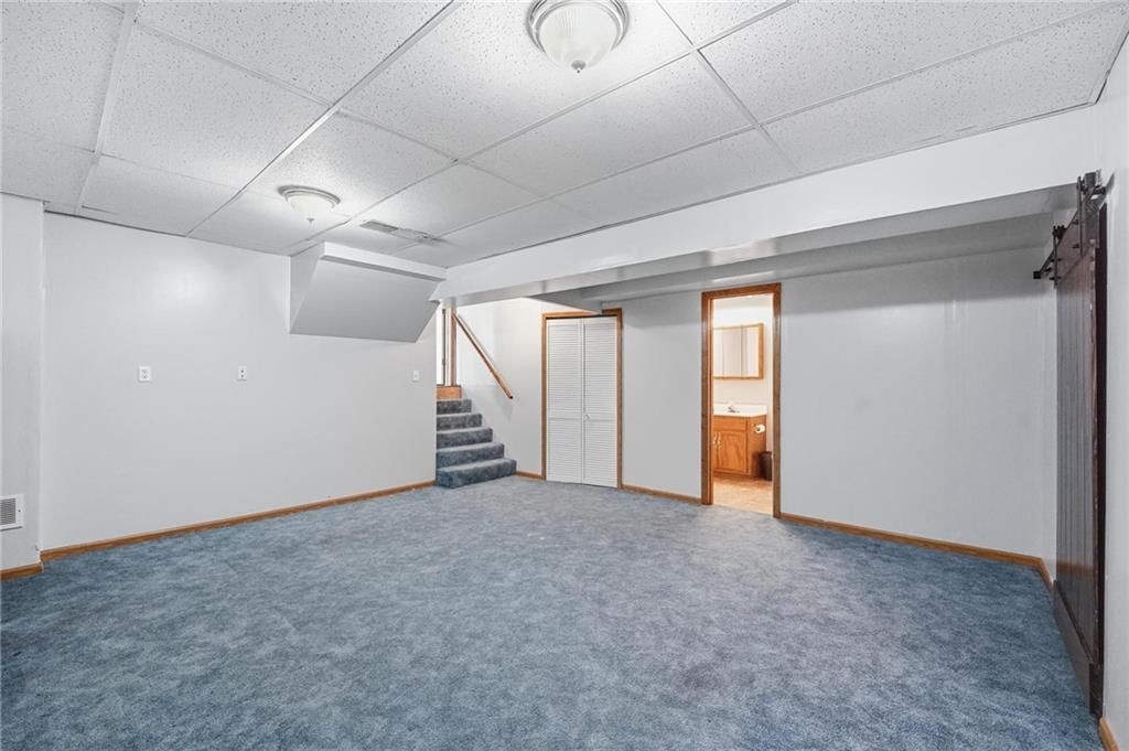 8623 N Sheldon Avenue — photo 30