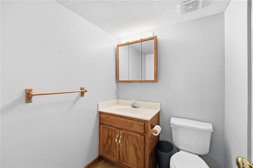 8623 N Sheldon Avenue — photo 32