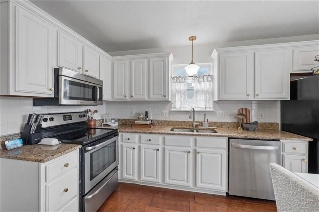 351 W Skylark Street — photo 11