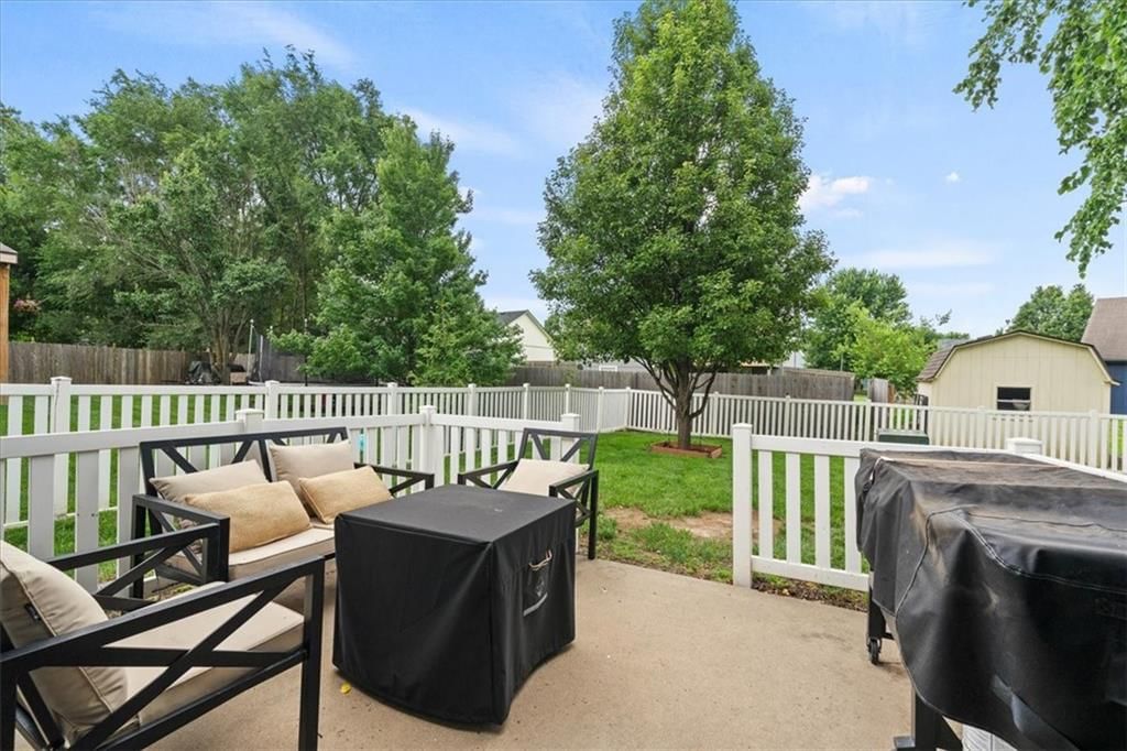 351 W Skylark Street — photo 26