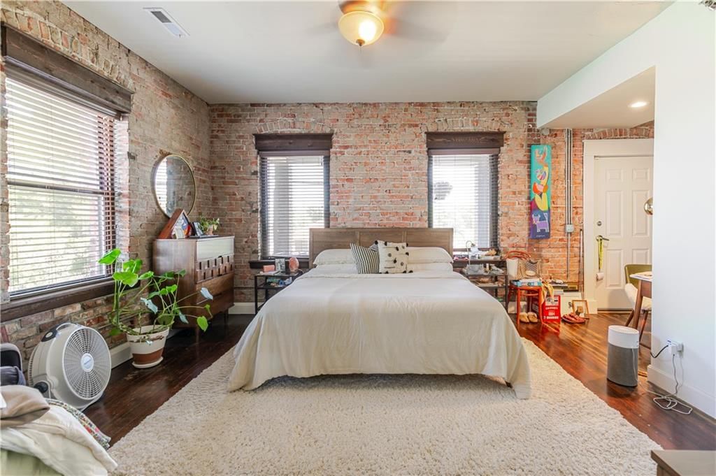 512 TROOST Avenue — photo 7