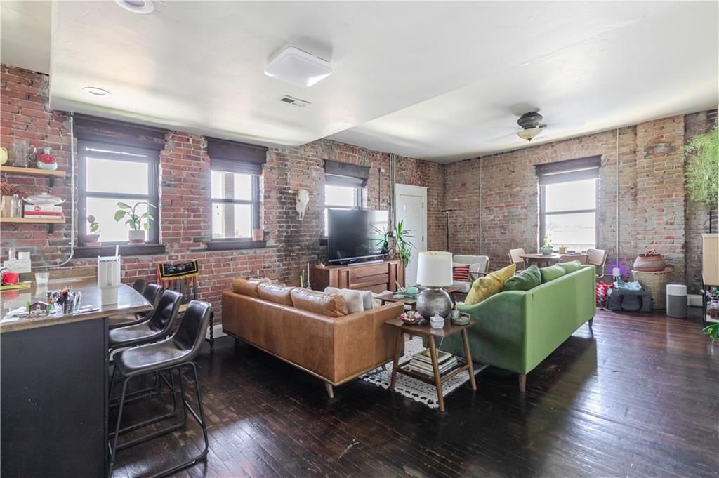 512 TROOST Avenue — photo 14