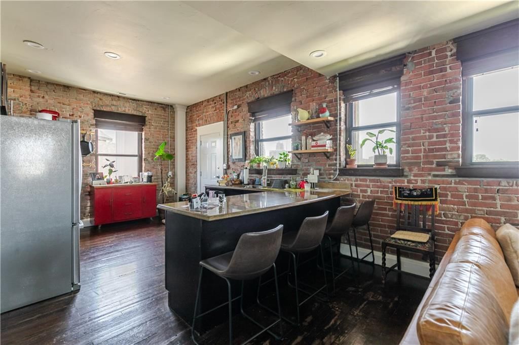 512 TROOST Avenue — photo 22