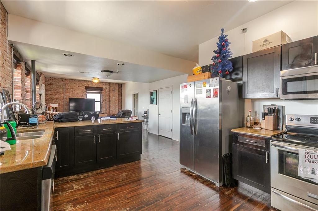 512 TROOST Avenue — photo 52