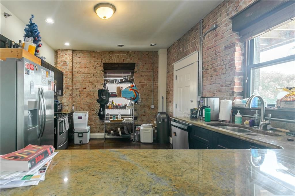 512 TROOST Avenue — photo 53