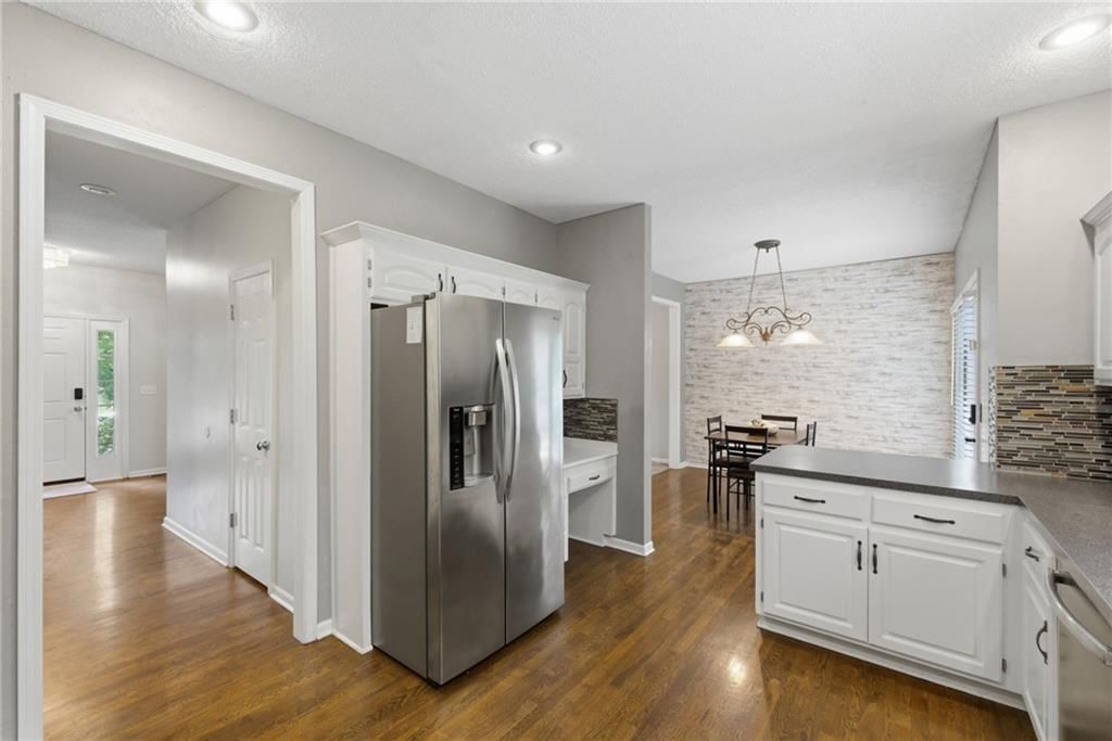 15234 S Albervan Street — photo 8