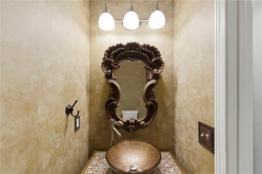15234 S Albervan Street — photo 10