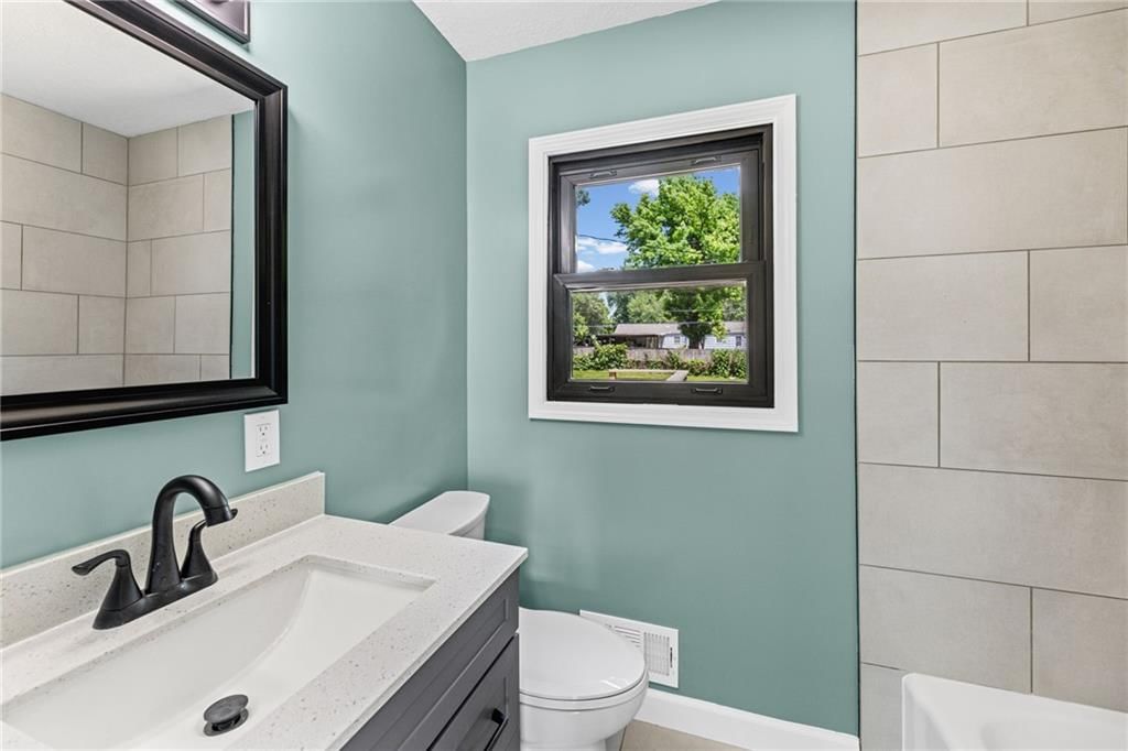 8206 E 87th Street — photo 17