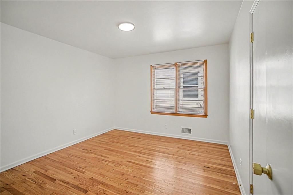 1184 E 77th Terrace — photo 7