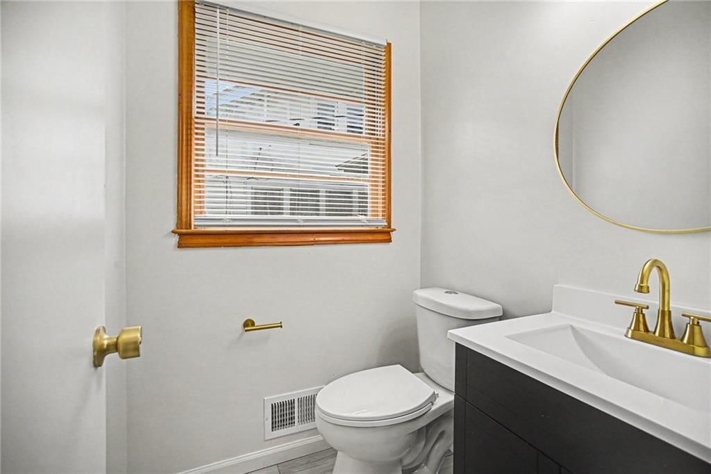 1184 E 77th Terrace — photo 11