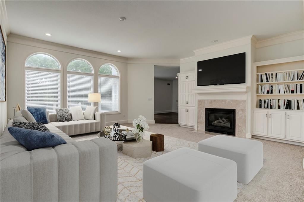 6001 Hallet Street — photo 6