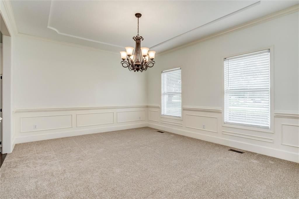6001 Hallet Street — photo 14