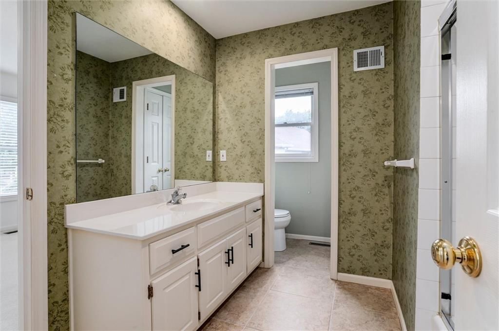 6001 Hallet Street — photo 24