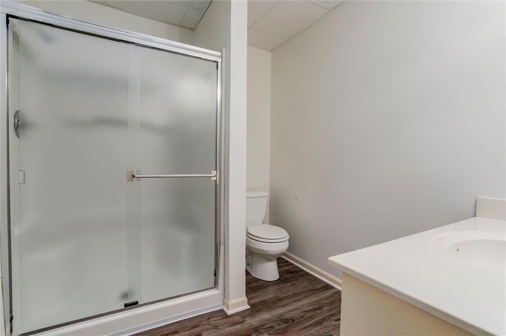 6001 Hallet Street — photo 29