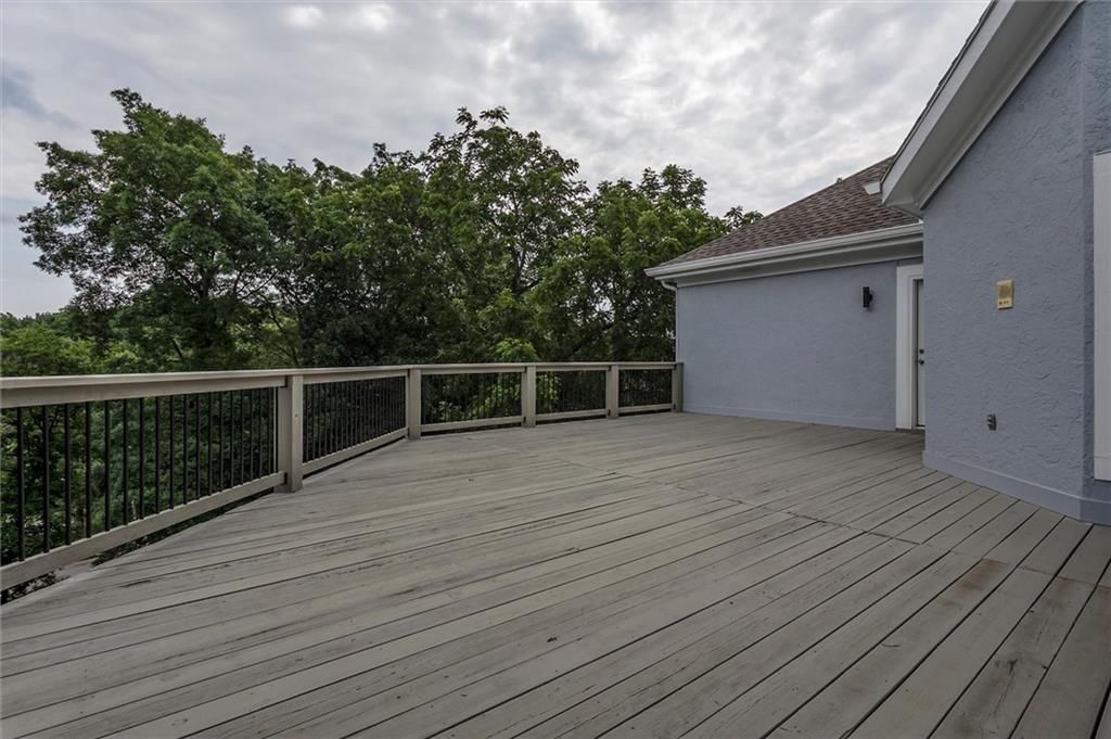 6001 Hallet Street — photo 31