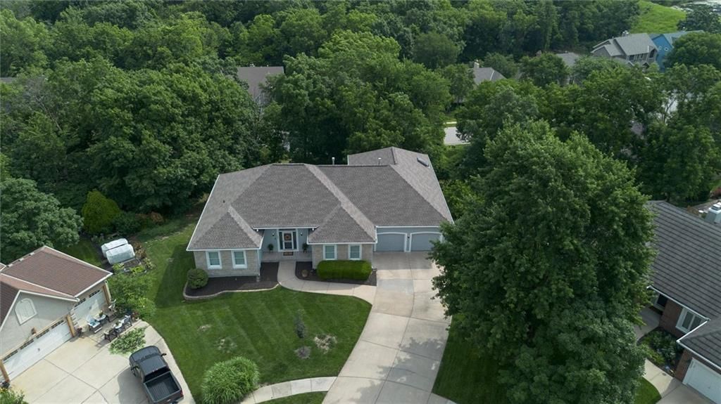 6001 Hallet Street — photo 33