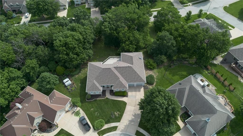 6001 Hallet Street — photo 34