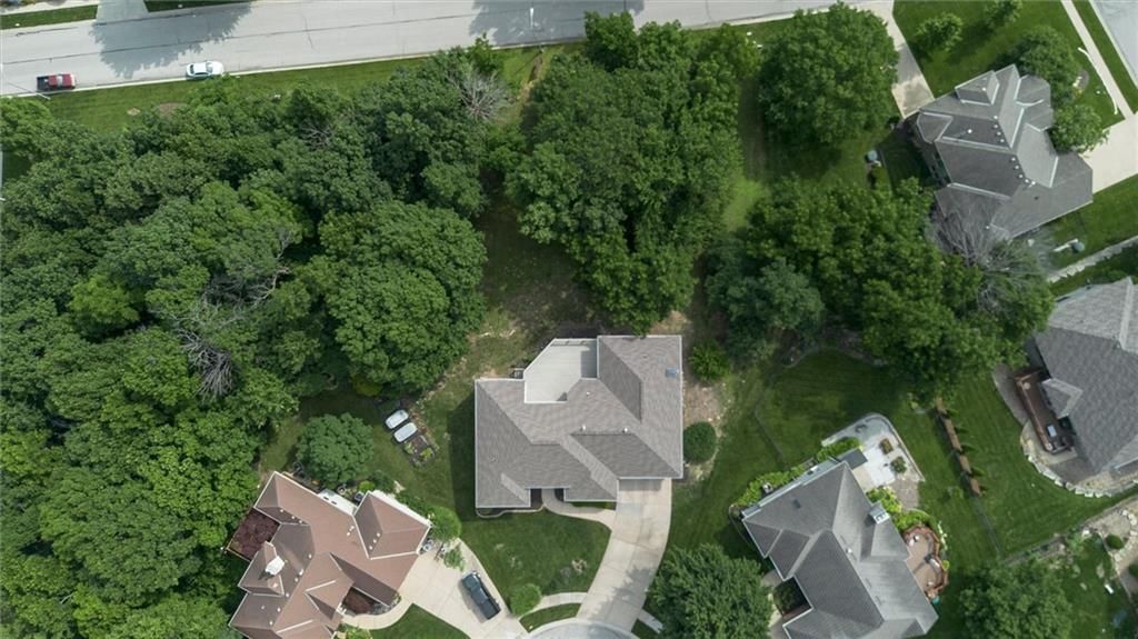 6001 Hallet Street — photo 36