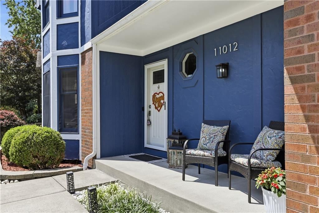 11012 N McGee Street — photo 2