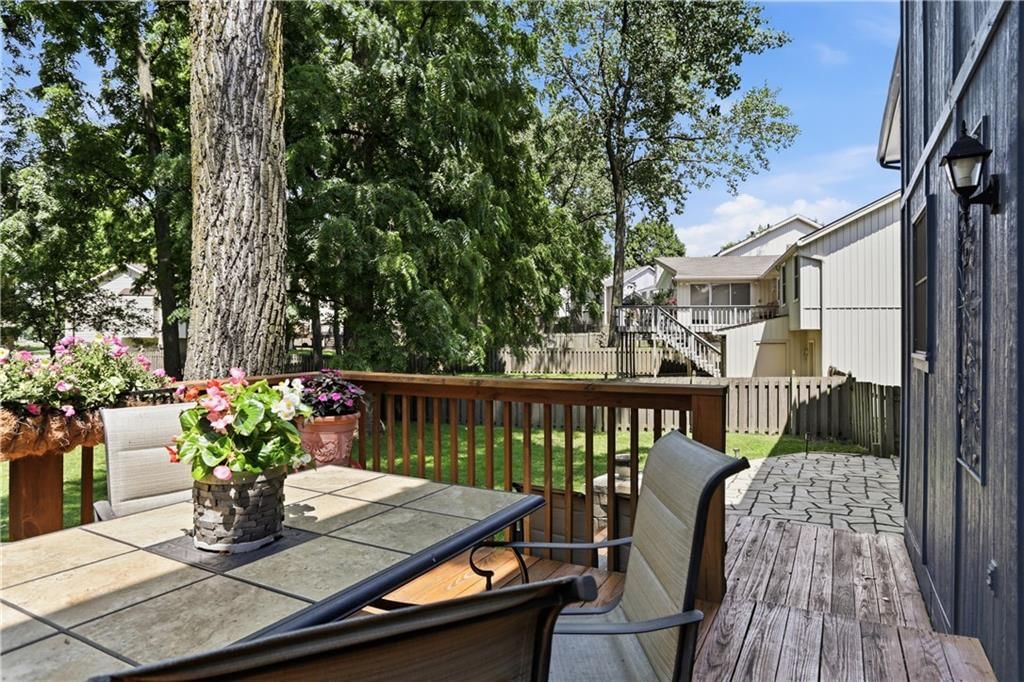 11012 N McGee Street — photo 22