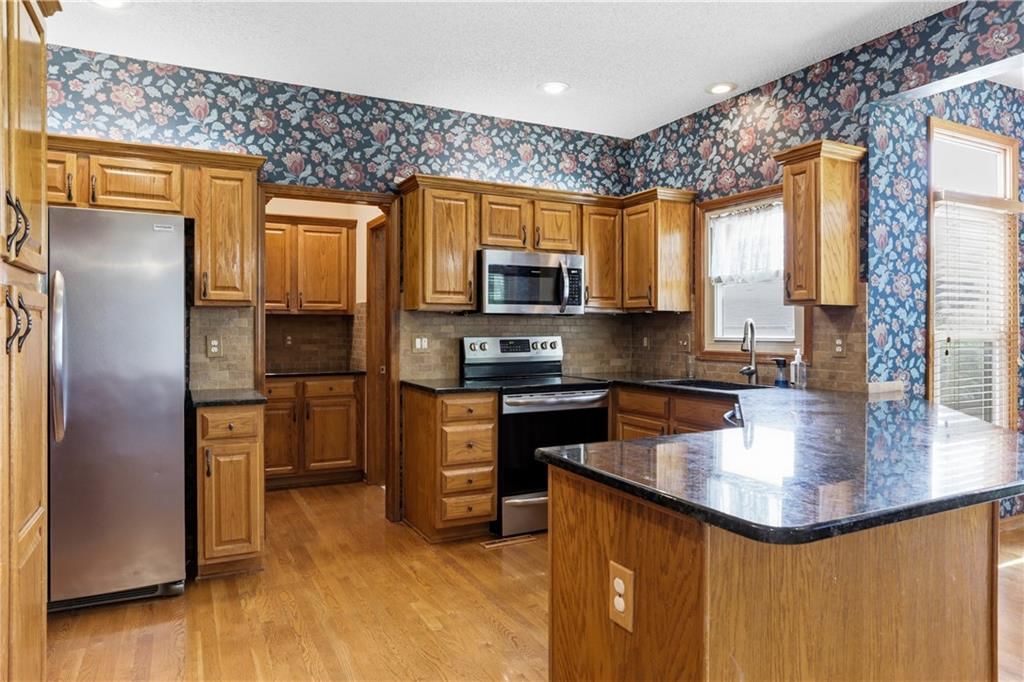 511 NE 95th Court — photo 4