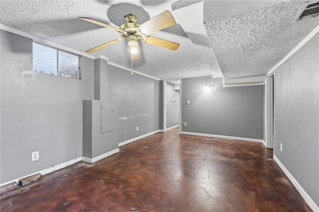 3404 S Grand Avenue — photo 25