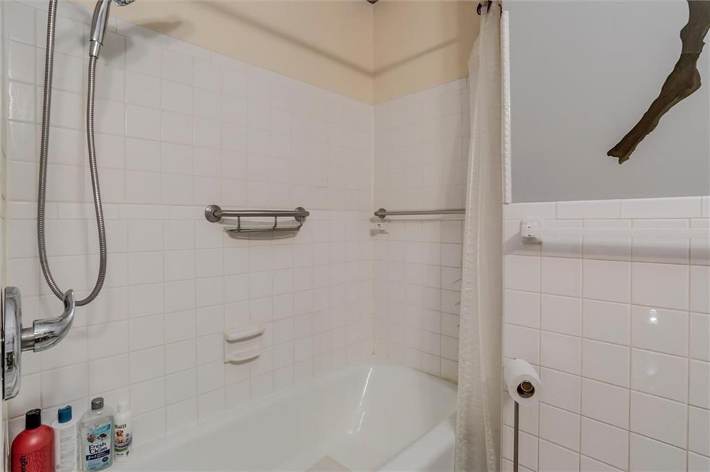 7912 Elizabeth Avenue — photo 12