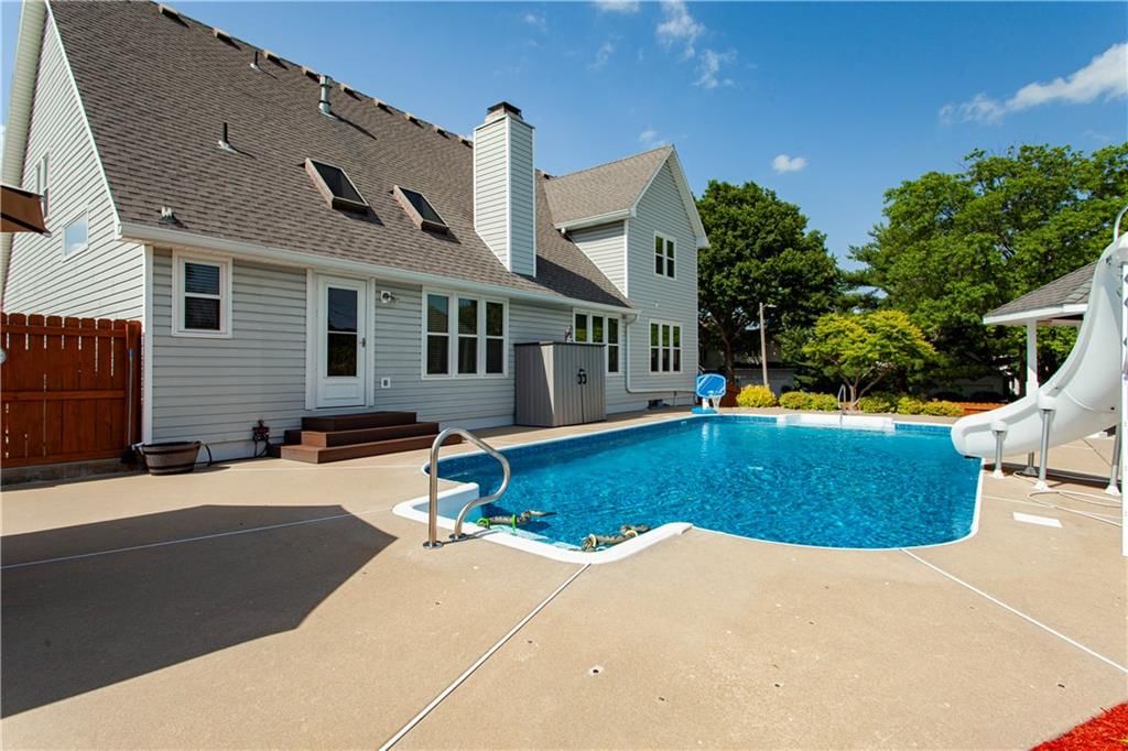 1124 NE Waterfield Village Drive — photo 5