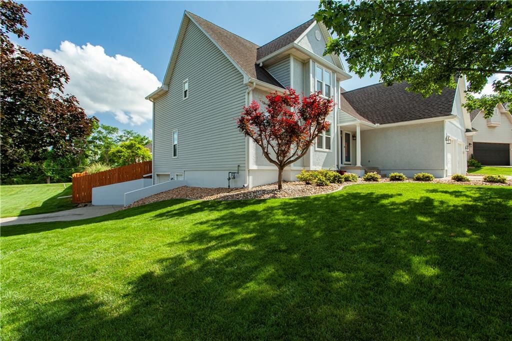 1124 NE Waterfield Village Drive — photo 12