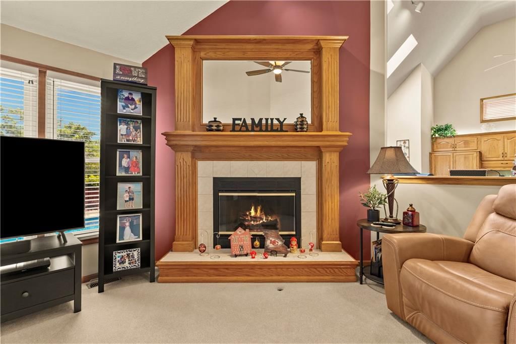 1124 NE Waterfield Village Drive — photo 14