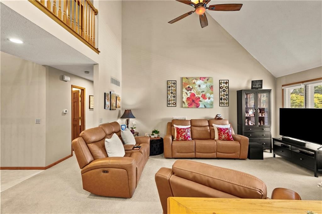 1124 NE Waterfield Village Drive — photo 20