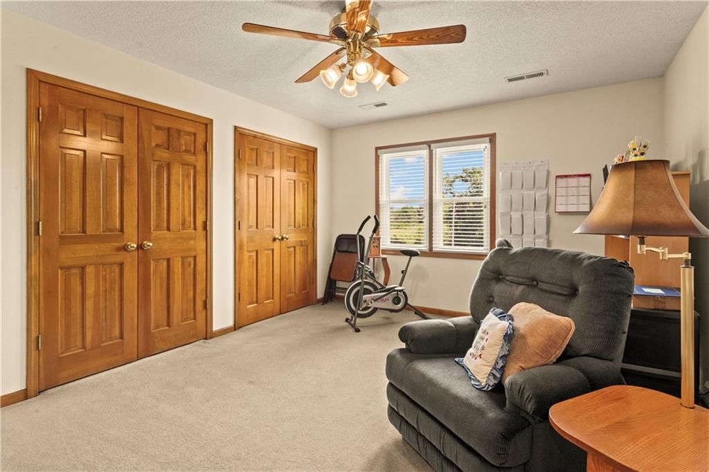1124 NE Waterfield Village Drive — photo 39