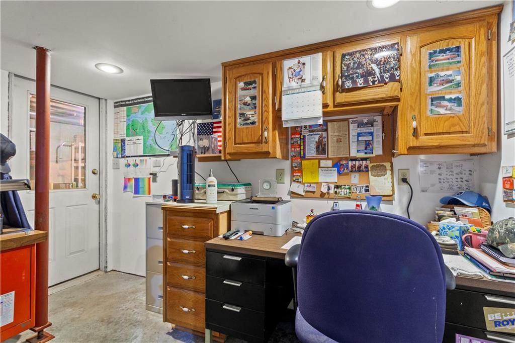 1124 NE Waterfield Village Drive — photo 45