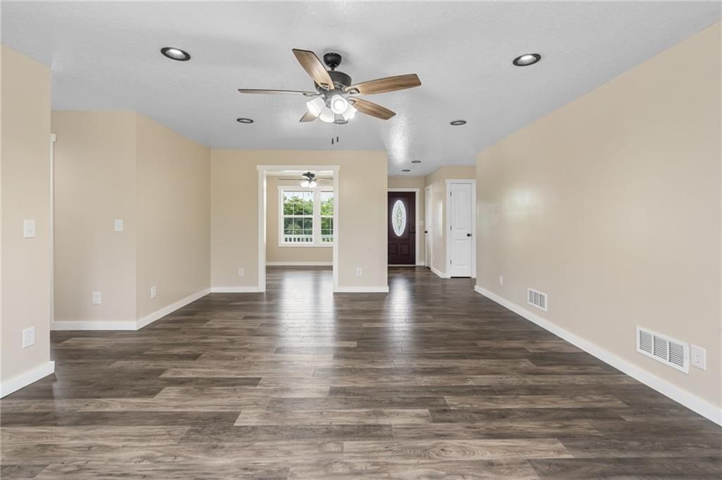 113 Westwood Drive — photo 8