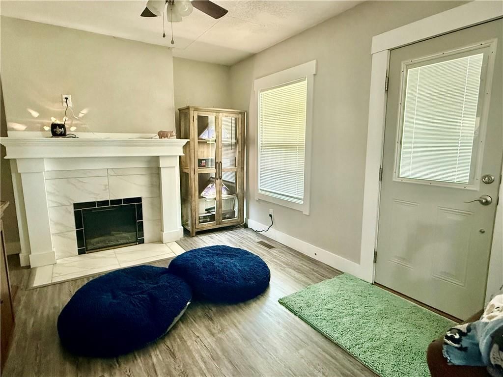 410 S Institute Street — photo 14