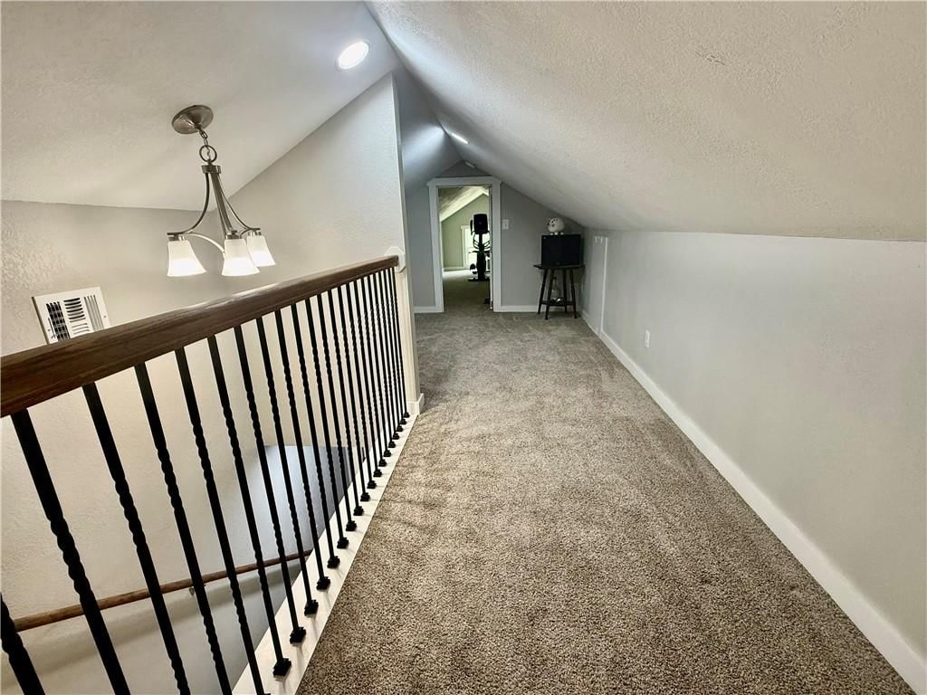 410 S Institute Street — photo 30