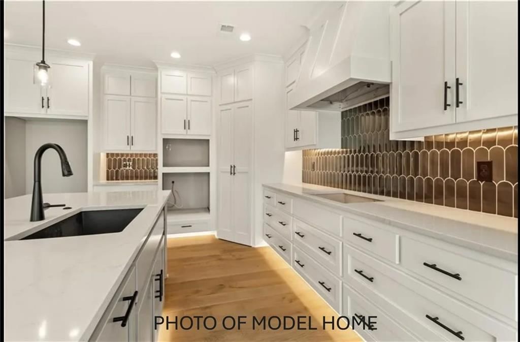 1503 Stonewall Drive — photo 4